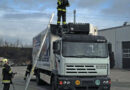 Oö: Brennendes Lkw-Kühlaggregat in Hörsching