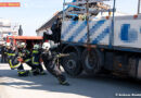 Nö: Lkw in Schieflage macht Kraneinsatz erforderlich