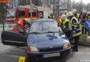 D: Feuerwehr befreit Fahrzeuglenkerin aus Pkw