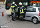 Nö: Pkw prallt gegen Linienbus