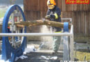 Oö: Krenglbacher Feuerwehr bildet sich am Holzverspannungssimulator weiter