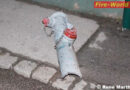 Nö: Pkw reißt Hydranten nieder