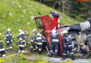 Stmk: Schwierige Menschenrettung aus umgestürzten Sattelzug