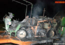 Nö: Erntemaschine in Achau in Vollbrand