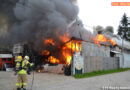Oö: Schwierige Löscharbeiten bei Großbrand in Autoverwertungsbetrieb