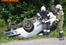 Oö: Mit Auto am Dach liegend in Brunnenthal im Graben gelandet