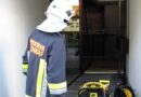 T: Menschenrettung aus in einem mehrstöckigen Wohnblock