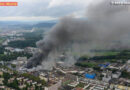 Schweiz: Großfeuer in Schlieren -> Autolagerhalle in Flammen