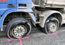Nö: Pkw prallt auf der LB4 seitlich gegen einen Lkw