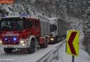 Nö: Tiefwinterlicher Lkw-Bergungseinsätze für die Feuerwehr Naßwald