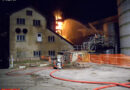 Schweiz: Großbrand in ehemaliger Industrieanlage in Riedholz