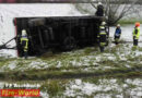 Nö: Lkw-Anhänger in Aschbach über Böschung gestürzt