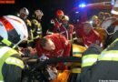 Nö: Feuerwehr rettet verunfallten Lenker aus seinem Fahrzeug