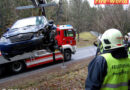 Bgld: Autobergung nach Crash gegen Baum bei Neustift a.d.L.