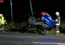 Stmk: Audi bleibt nach Unfall im Graben am Dach liegen