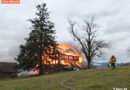 Schweiz: Bauernhof in Benken lichterloh in Flammen