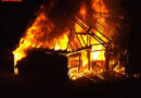 Schweiz: Wohnhaus auf Hof durch Großbrand zerstört: Zwei Verletzte