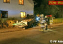 Oö: Autoüberschlag in den Garten in Attnang