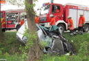 Deutschland: Auto gegen Baum -> 79-Jähriger eingeklemmt und getötet