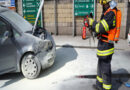 Oö: Verkehrsunfall mit Fahrzeugbrand und Ölspur in Kremsmünster