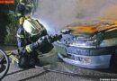 Nö: Schwierige Anfahrt bei Pkw-Brand in einer Wohnsiedlung