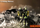 Deutschland: Flammenwalze bei Maschinenhallenbrand in Stumpertenrod