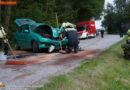 Nö: Pkw bei Biberbach mit Traktor in Kurve kollidiert