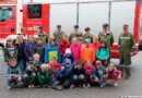 Oö: Besuch der Volksschule Seewalchen bei der Feuerwehr
