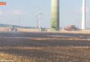 Nö: Getreidefeldbrand in Windkraftanlagenpark in Prellenkirchen