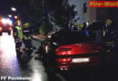 Oö: Pkw kracht in Attnang-Puchheim gegen Nachtbus