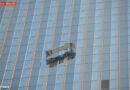 Wien: Personenrettung aus Fassadengondel im DC-Tower in 144 m Höhe