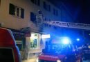 Bgld: Feuerwehr steigt über eine Drehleiter in eine Wohnung ein