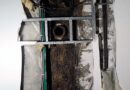 Nö: Feuerwehr öffnet Wand bei Kaminbrand