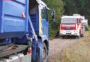 Nö: Lkw steckt in Waidhofen/Thaya auf Eisenbahnbrücke fest