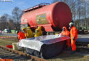 Stmk: Übung am Kindberger Bahnhof mit Vorführwaggon der ÖBB