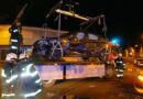 Bgld: Zwei Fahrzeuge nach Unfall von der Feuerwehr geborgen
