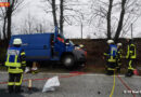 Deutschland: Transporter-Lenker nach Unfall bei Bad Segeberg eingeklemmt