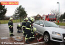 Nö: Pkw mäht in S-Kurve Verkehrszeichen nieder