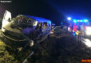 Oö: Sechs Verletzte bei Kollision zwischen Lkw und VW Bus