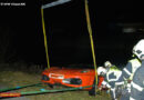 Ktn: Ferrari in Fischteich, 3 Feuerwehren mit Tauchern im Einsatz