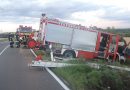 Deutschland: Löschfahrzeug kracht bei Einsatzfahrt in Gegenverkehr: 12 Verletzte