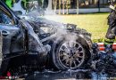 Bayern: Mercedes-E-Klasse brennt in Ainring komplett aus