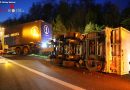 Deutschland: Lkw-Unfall und zwei Eingeklemmte bei Geisterfahrerunfall bei Alsfeld