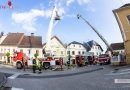 Oö: Feuerwehren üben am Marktplatz von Bad Wimsbach-Neydharting