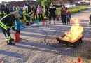 Nö: Feuerlöscher-Übung gemeinsam mit der Bevölkerung und entlaufene Rinder in Biberbach