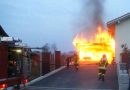 Schweiz: Carport in Bösingen in Vollbrand