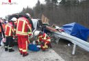 Deutschland: Unfall zwischen Pkw-Hänger-Gespann und Pkw auf der BAB5 Richtung Frankfurt