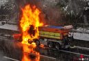Schweiz: Genug vom Winter? Schneeräumfahrzeug geht in Flammen auf