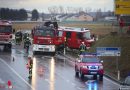 Oö: Verkehrsunfall mit Feuerwehrfahrzeug und Pkw in Eferding