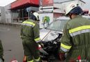 Stmk: Verletzte Person bei Verkehrsunfall vor Einsatzzentrum in Feldbach